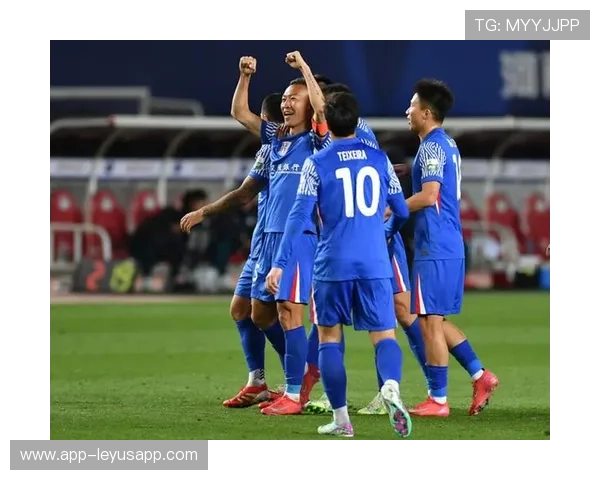 上海申花通过多套阵型测试阵容深度